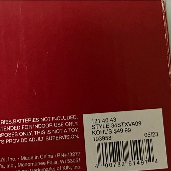 St. Nicholas Square® Lighted Basketball Toss Table Décor NEW in box MSRP $50 - Picture 8 of 8